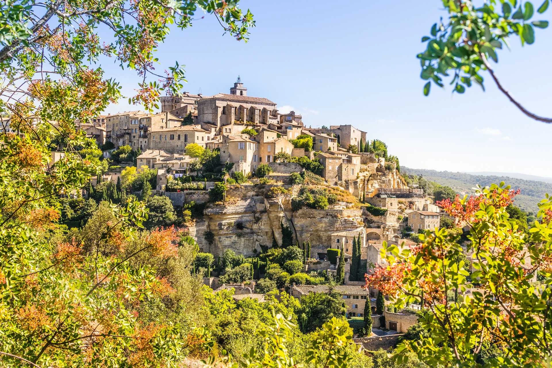 Découvrez tous nos voyages sportifs dans le Luberon pour vos prochaines vacances
