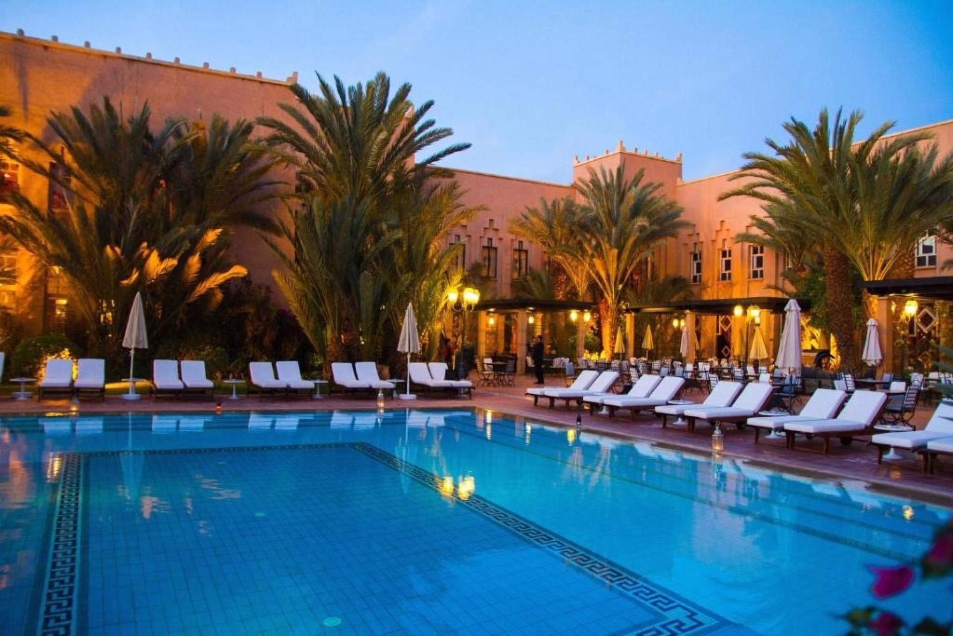 🏨 Hôtel 4* - Jour 7