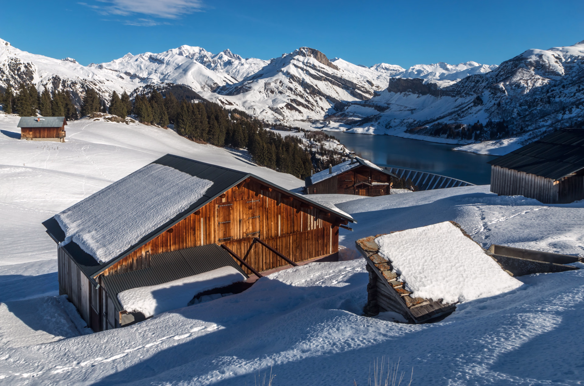 Monts et Merveilles du Beaufortain en raquettes à neige