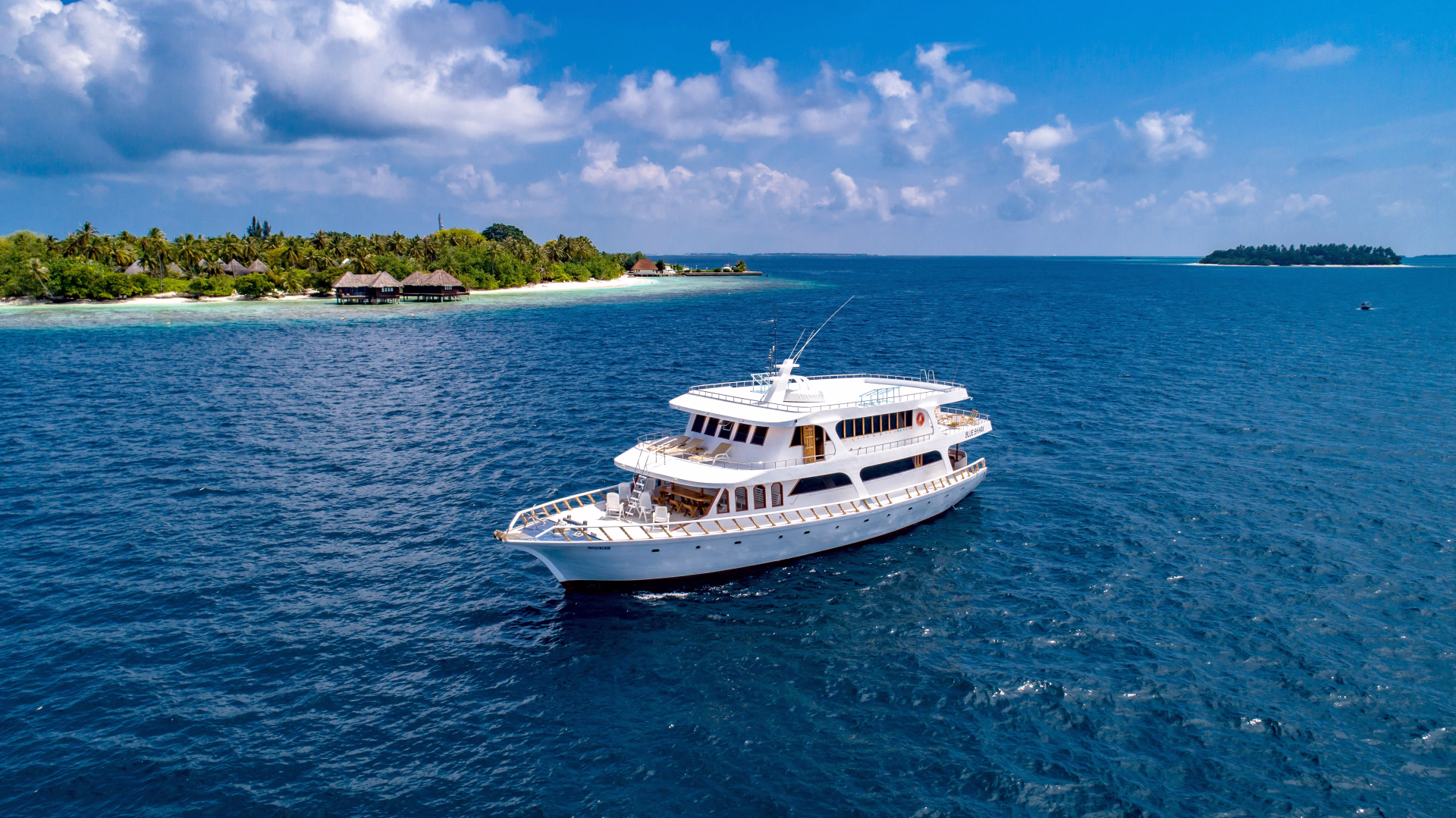 🚢 Bateau de croisière à moteur - Jours 1 à 10