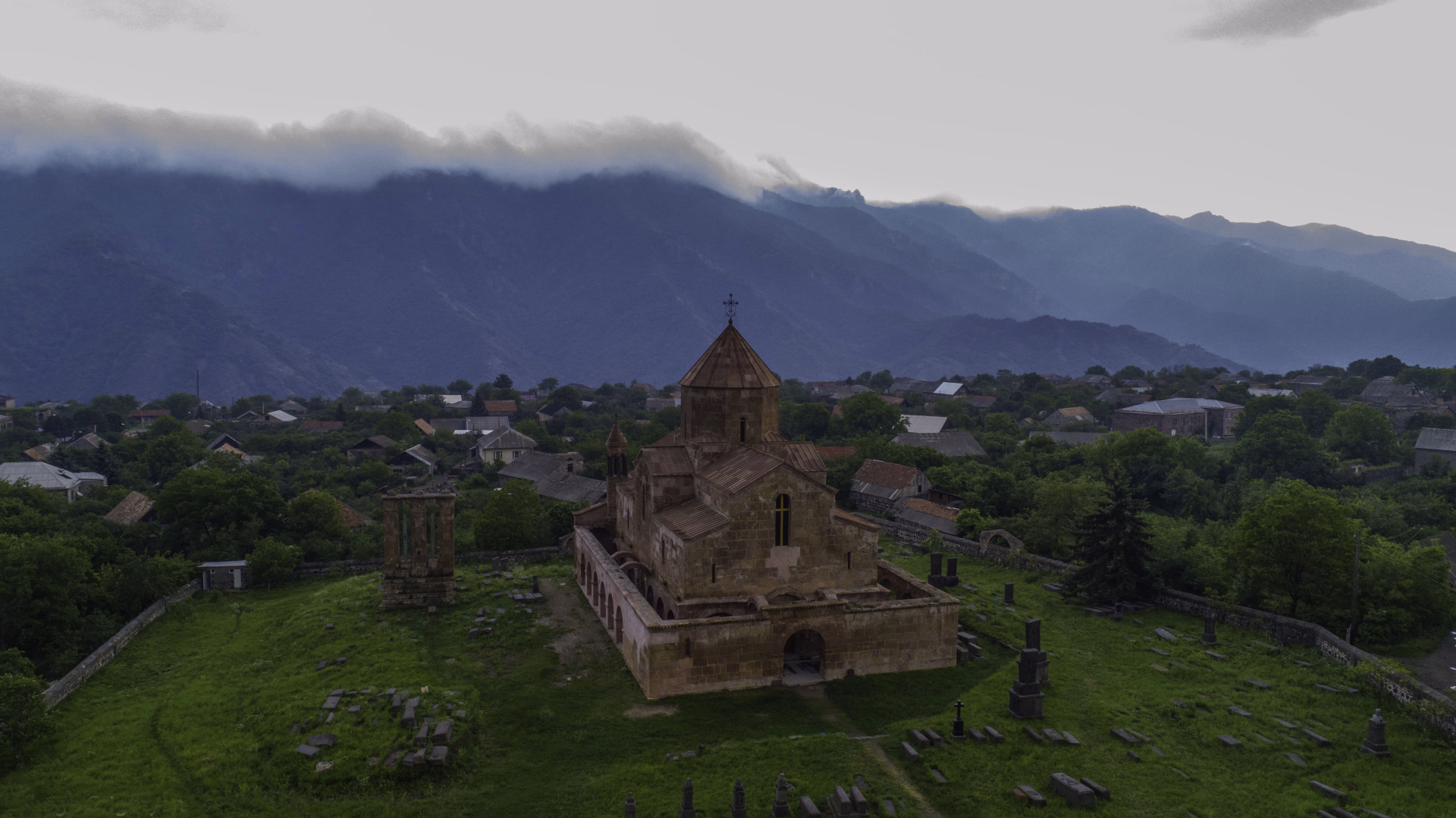 Arménie à pied : entre montagnes et monastères