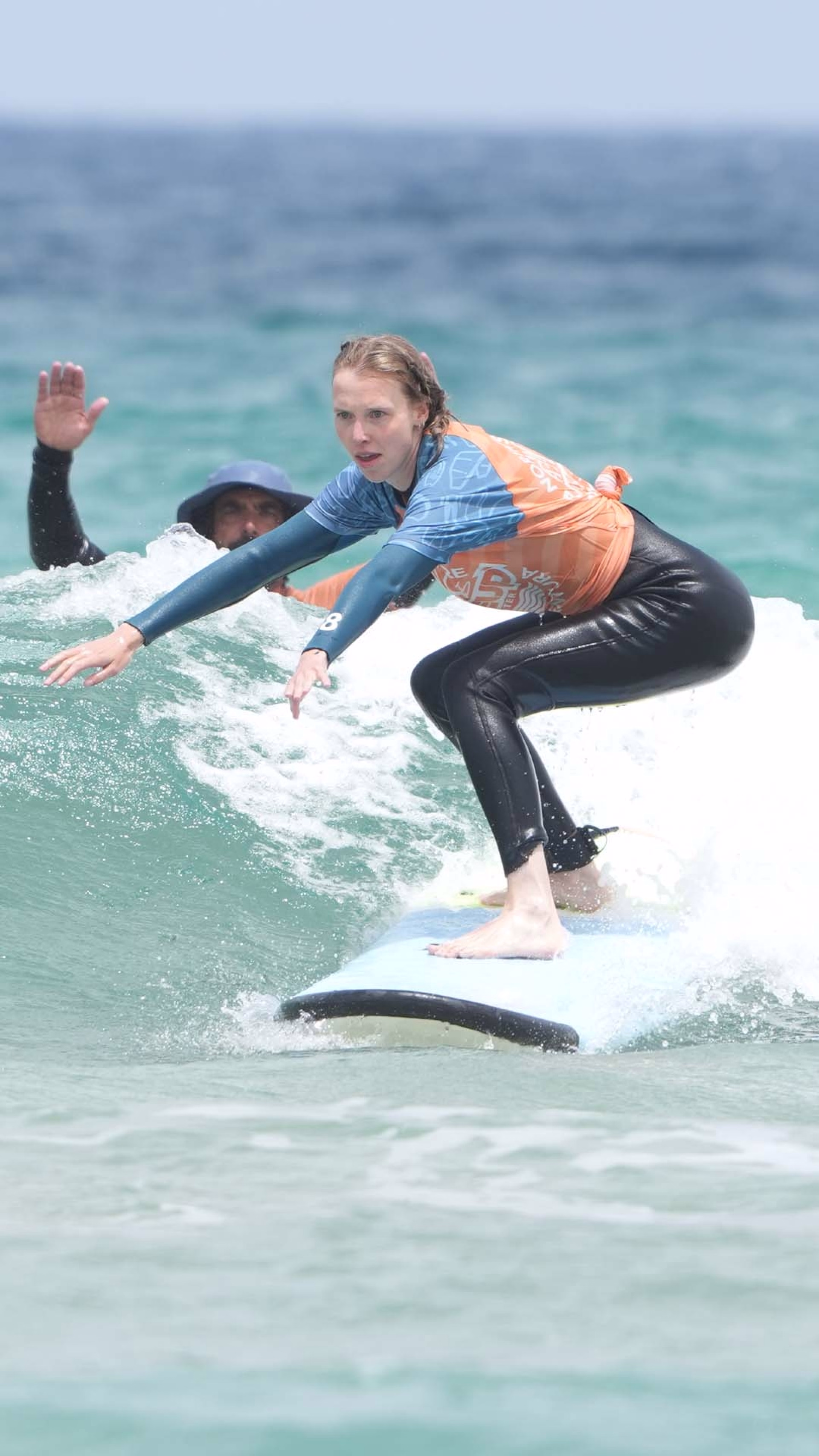 Surf & Détente : Progressez dans l'eau, relaxez-vous avec style