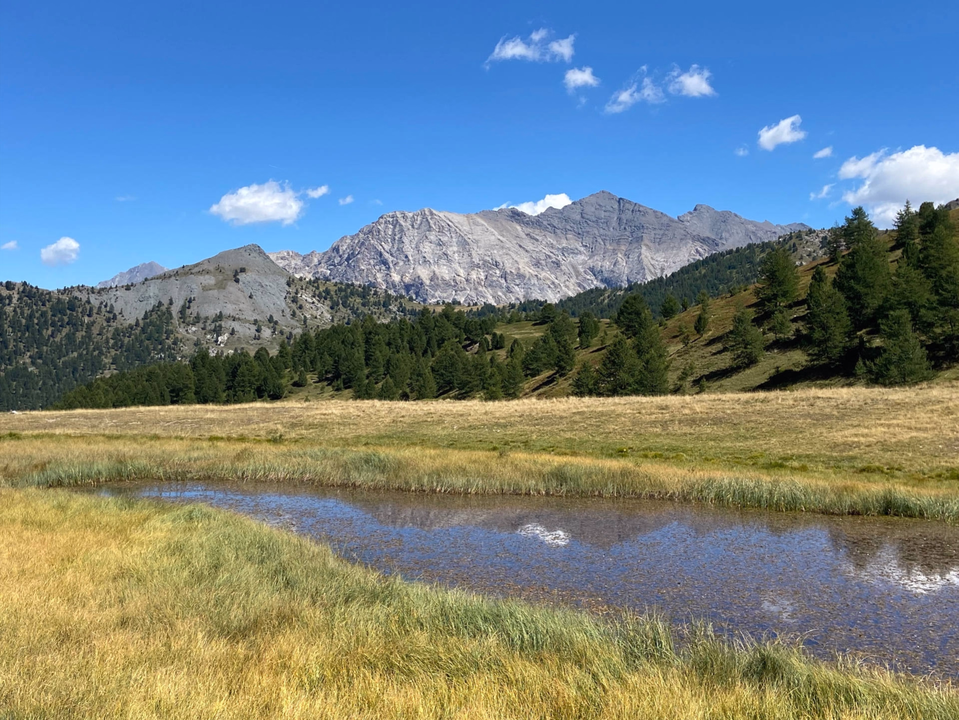 Cervières, vallée sauvage du Briançonnais à pied