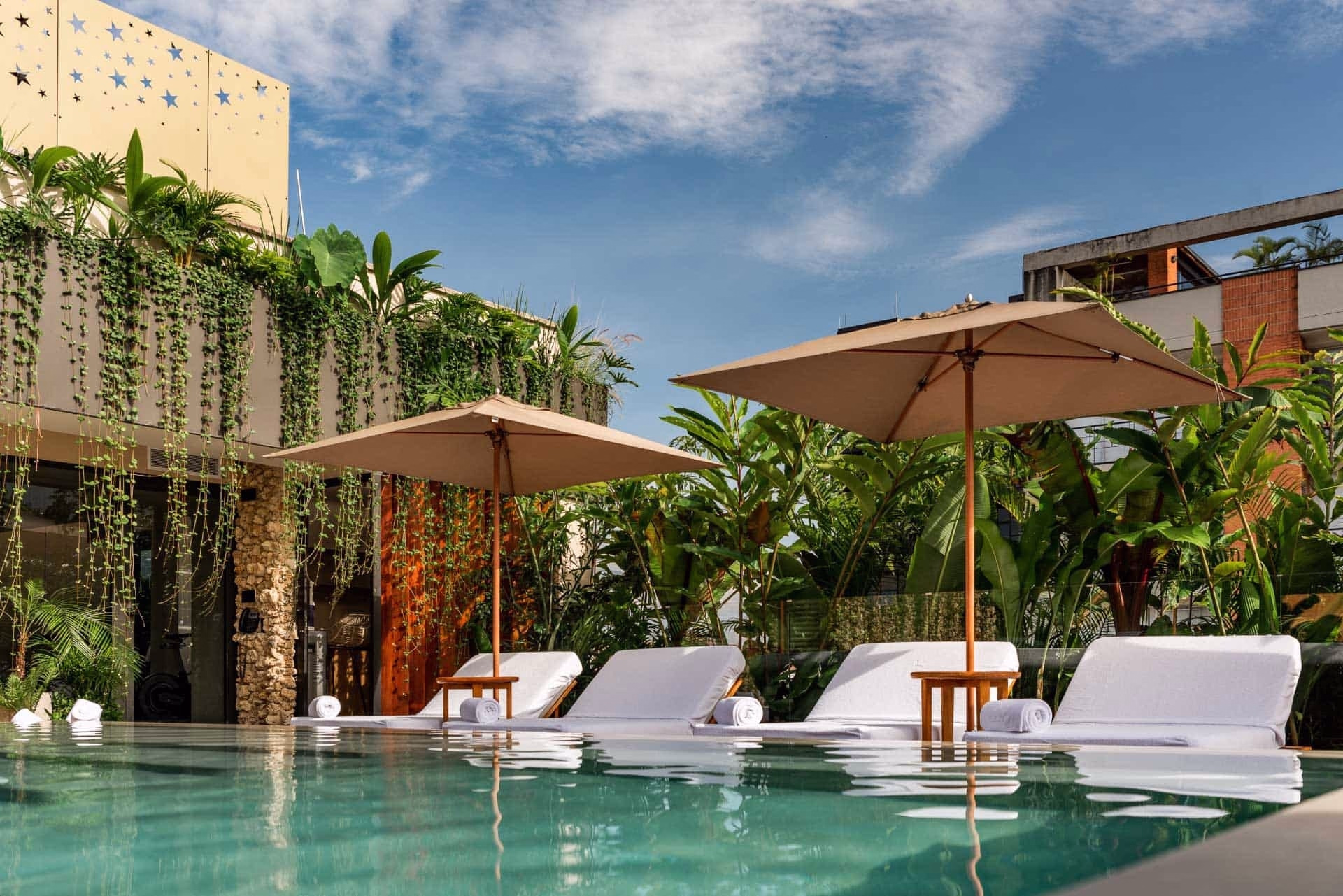 🏨 Hôtel 5* - Jours 3 à 5