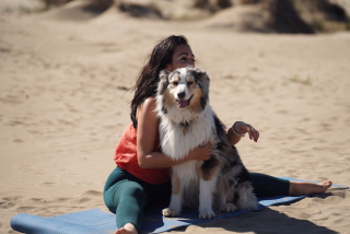 Doga, la pratique du yoga avec son chien © Doga, la pratique du yoga avec son chien