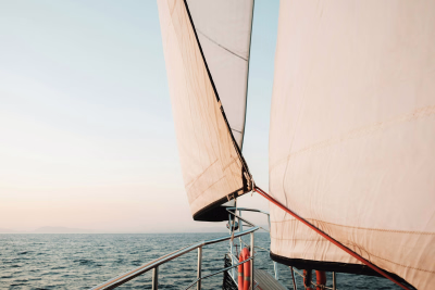 Séjours et stages de voile à Toulon avec Decathlon Travel