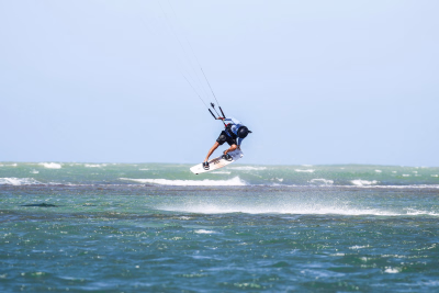 Pratiquez le kitesurf au Cap Vert avec Decathlon Travel