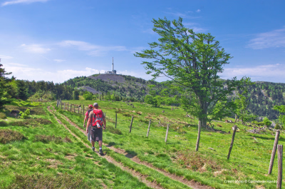Découvrez nos voyages sportifs dans la Loire pour vos prochaines vacances