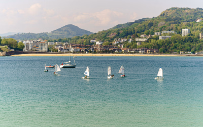 Séjours Voile au Pays Basque : Vivez des Aventures Maritimes