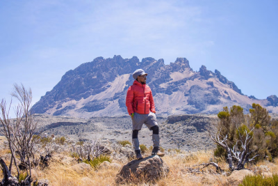 Trekking × Kilimandjaro