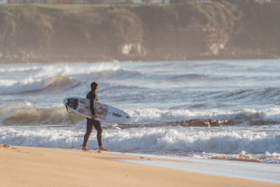 Surf à Ericeira : surf camps dans la capitale européenne du surf