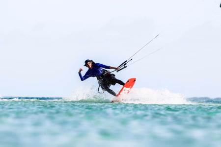 Quel matériel de kitesurf pour commencer
