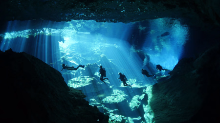 plongeurs cenote