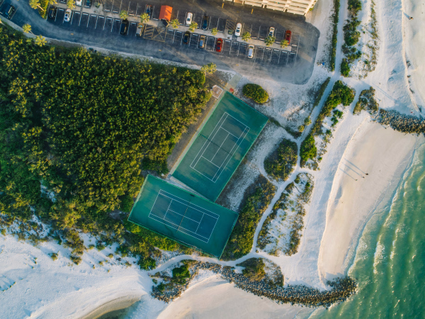 Découvrez les nouveaux séjours tennis de Decathlon Travel