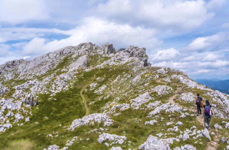 Randonnée et trek dans le massif des Bauges avec Decathlon Travel