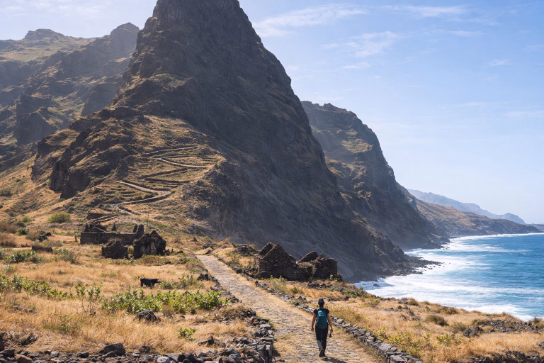 Explorer le Cap-Vert : conseils et astuces pour se déplacer facilement d’île en île