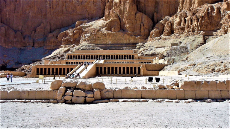 Scopri tutte le nostre vacanze sportive a Luxor, in Egitto.