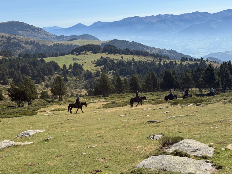 Randonnée équestre dans les Pyrénées-Orientales