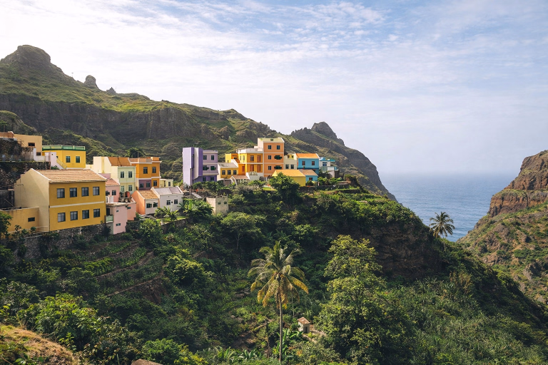 Explorer le Cap-Vert : comment se déplacer facilement d’île en île lors de votre séjour ?