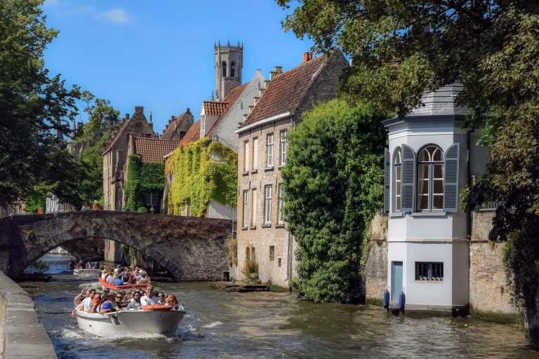 Découvrez nos séjours sportifs à Bruges.