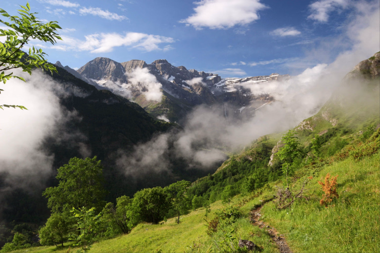 Retrouvez tous nos voyages sportifs à Gavarnie