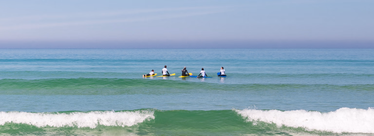 Session de surf pendant un séjour