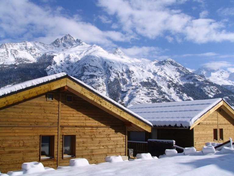 Découvrez le domaine skiable de l'Espace Haute Maurienne Vanoise qui comporte 6 stations de ski