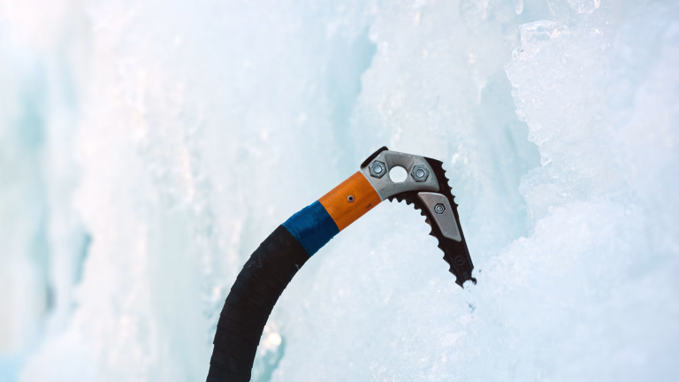 Piolet alpinisme