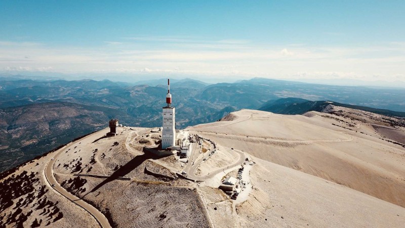 Antenne sur le sommet du Mont Ventoux